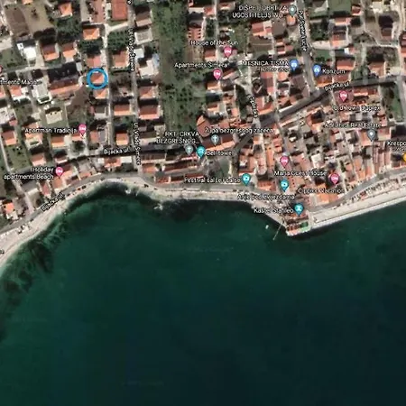 Lovre Apartmán *