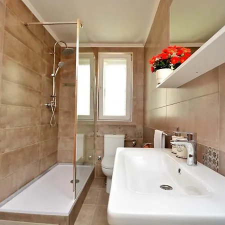 Apartmán Lovre *