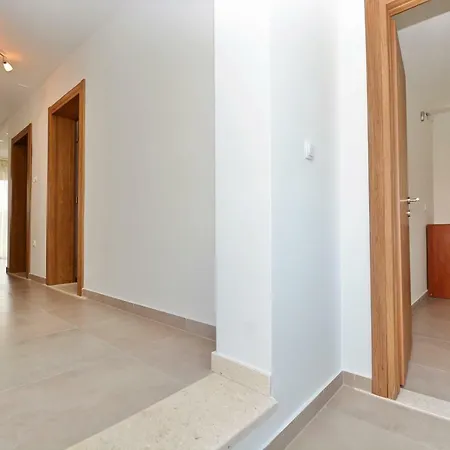 Apartmán Lovre *